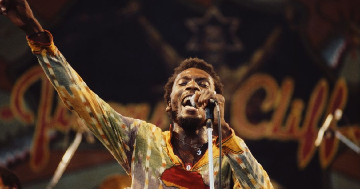 ex-bbb-que-namorou-jimmy-cliff-lamenta-morte-do-cantor:-“uma-grande-paixao”