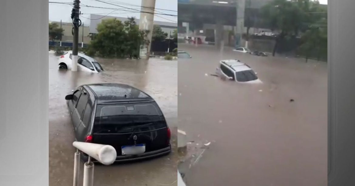 sp:-temporal-causa-transbordamento-de-corregos-e-carros-ficam-submersos