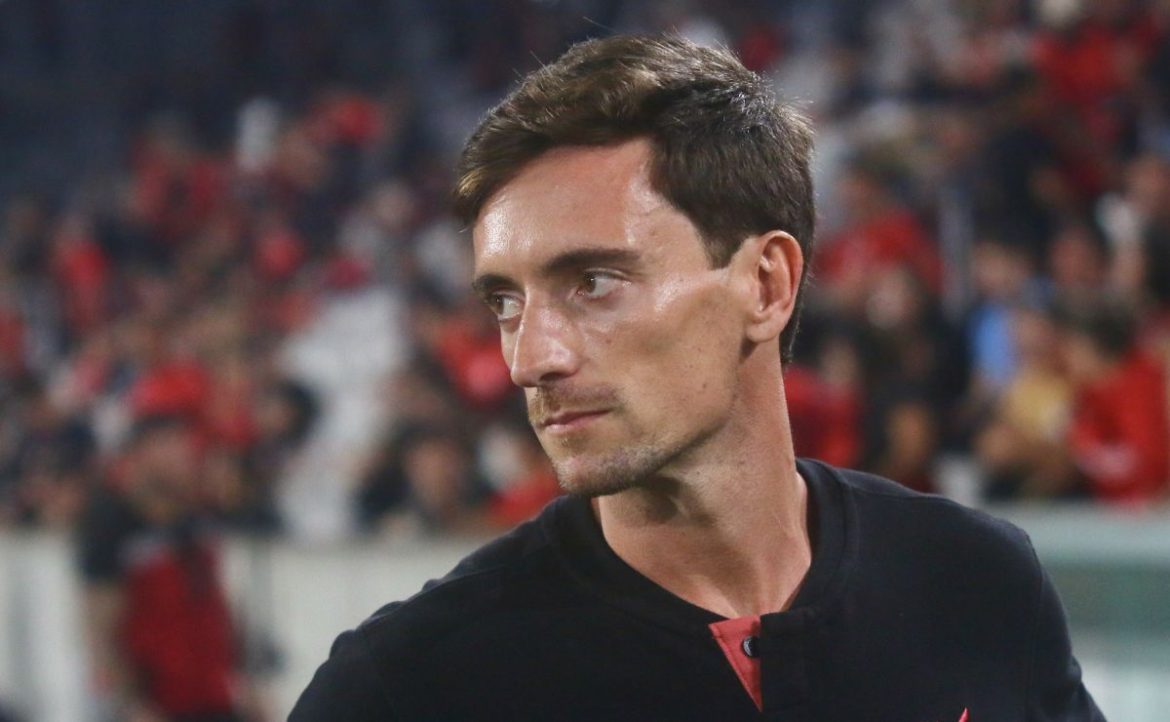 ex-tecnico-do-athletico-entra-na-mira-do-flamengo