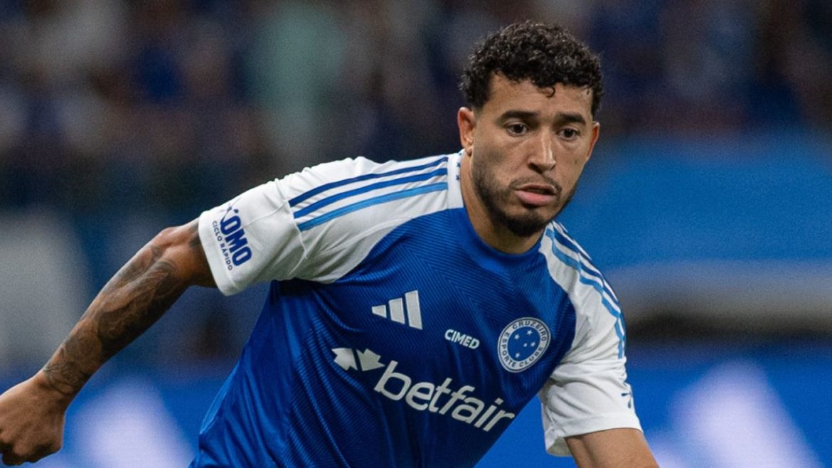 athletico-faz-sondagem-por-lateral-que-perdeu-espaco-em-rival-da-serie-a